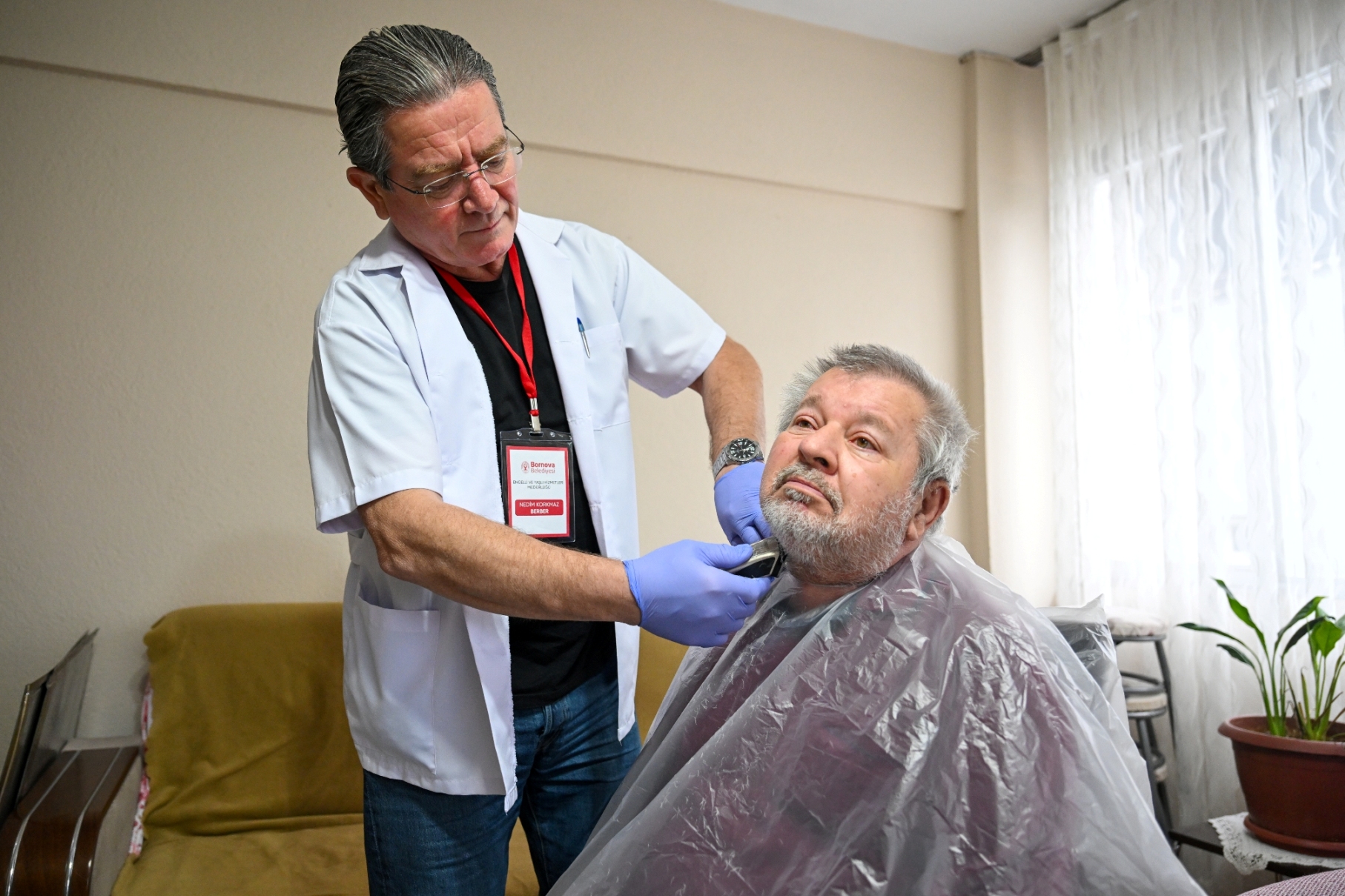 Evde Bakım Hizmeti Bornova’da Yüzleri1