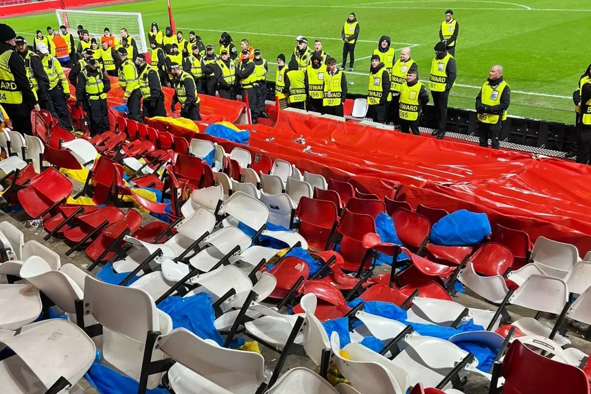 Fenerbahçe Nottingham Forest Kırık Koltuklar
