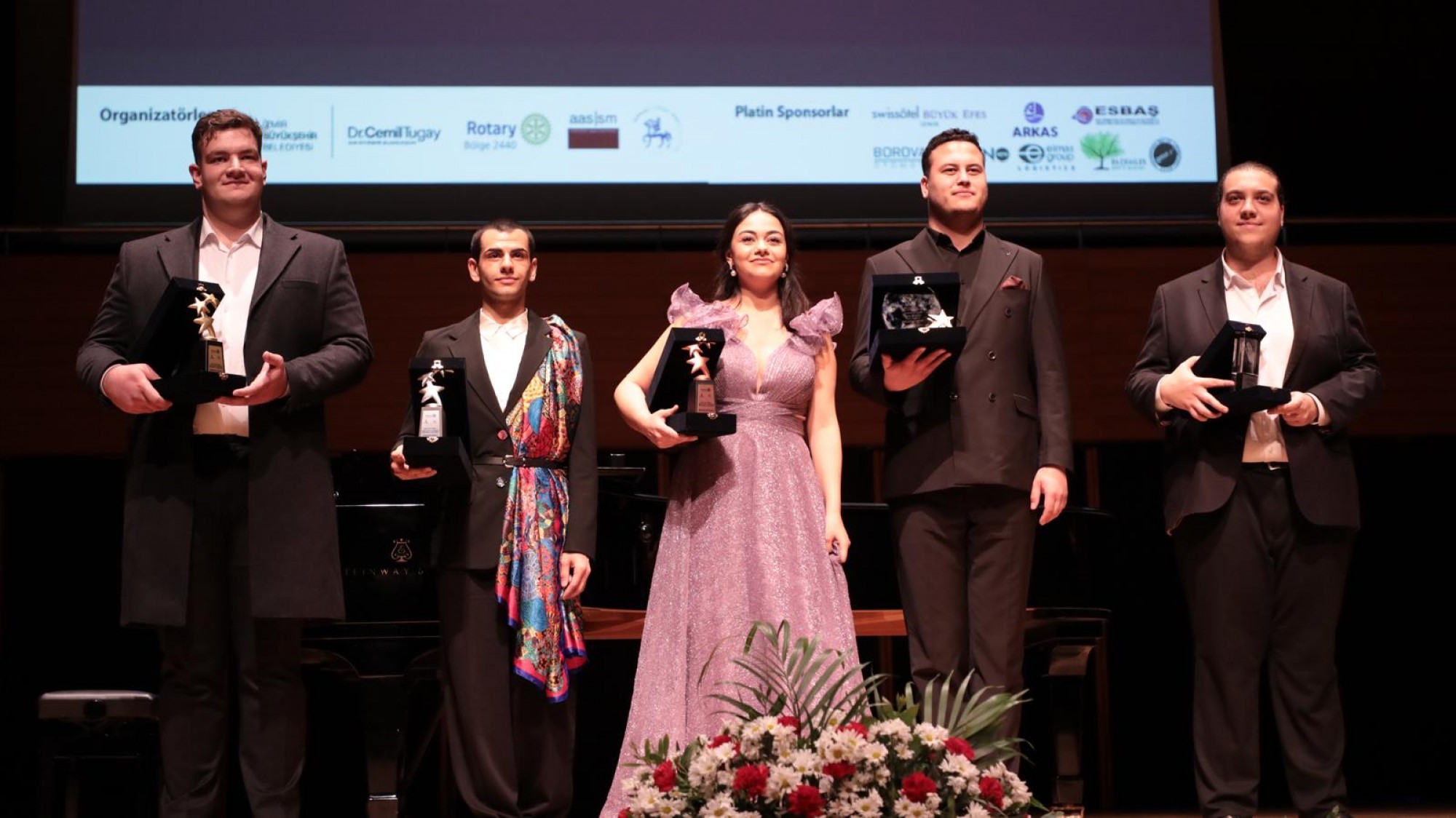 Genç Solistlerde Büyük Başarı