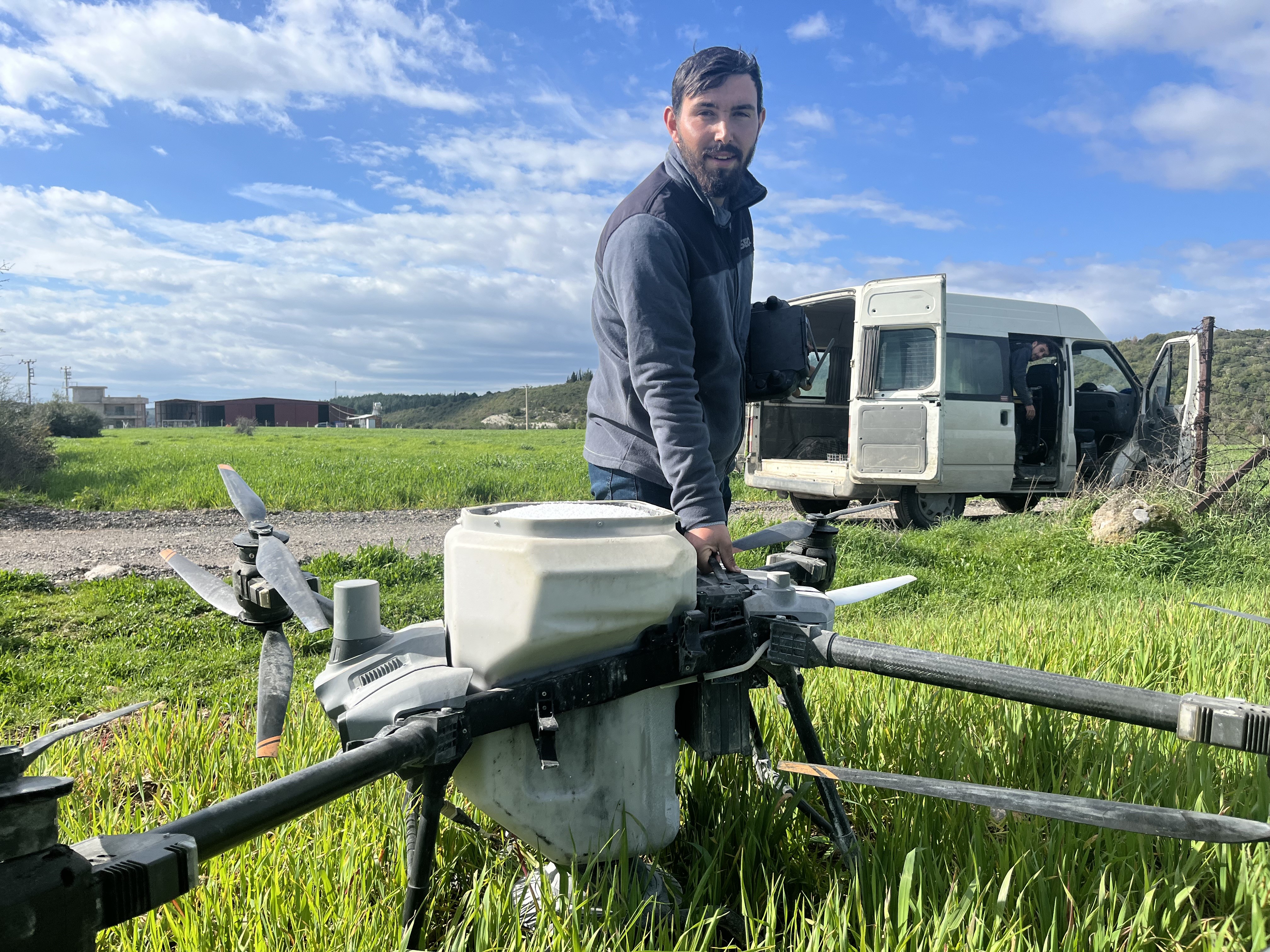 Gökyüzünden Gübre Yağdı (5)