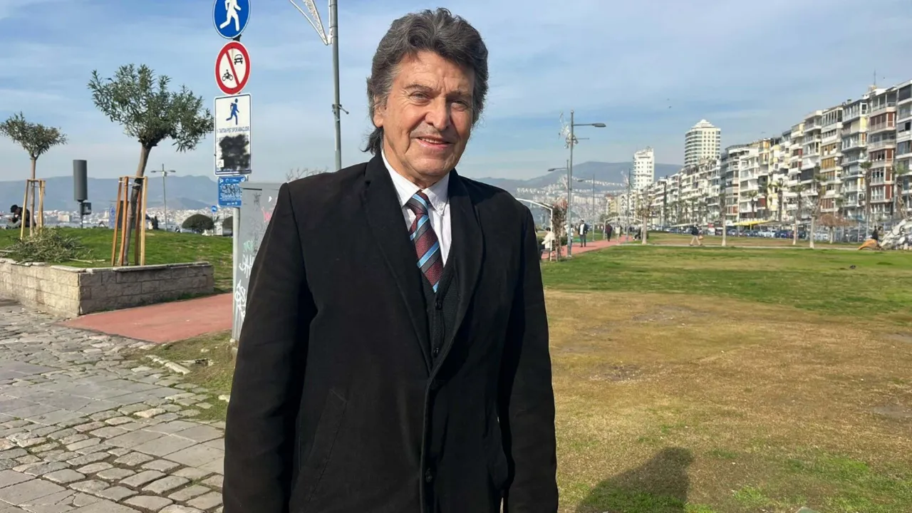 İzmir Ekonomi Üniversitesi İnşaat Mühendisliği Bölüm Başkanı Celalettin Kozanoğlu