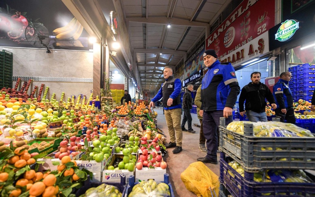 Sebze ve meyve halinde yarım milyon ton barajı aşıldı
