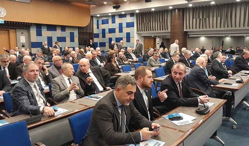 “Dikkatinizi çekmek isterim ki; bu sektörler İzmir ihracatının da önemli bileşenleri”