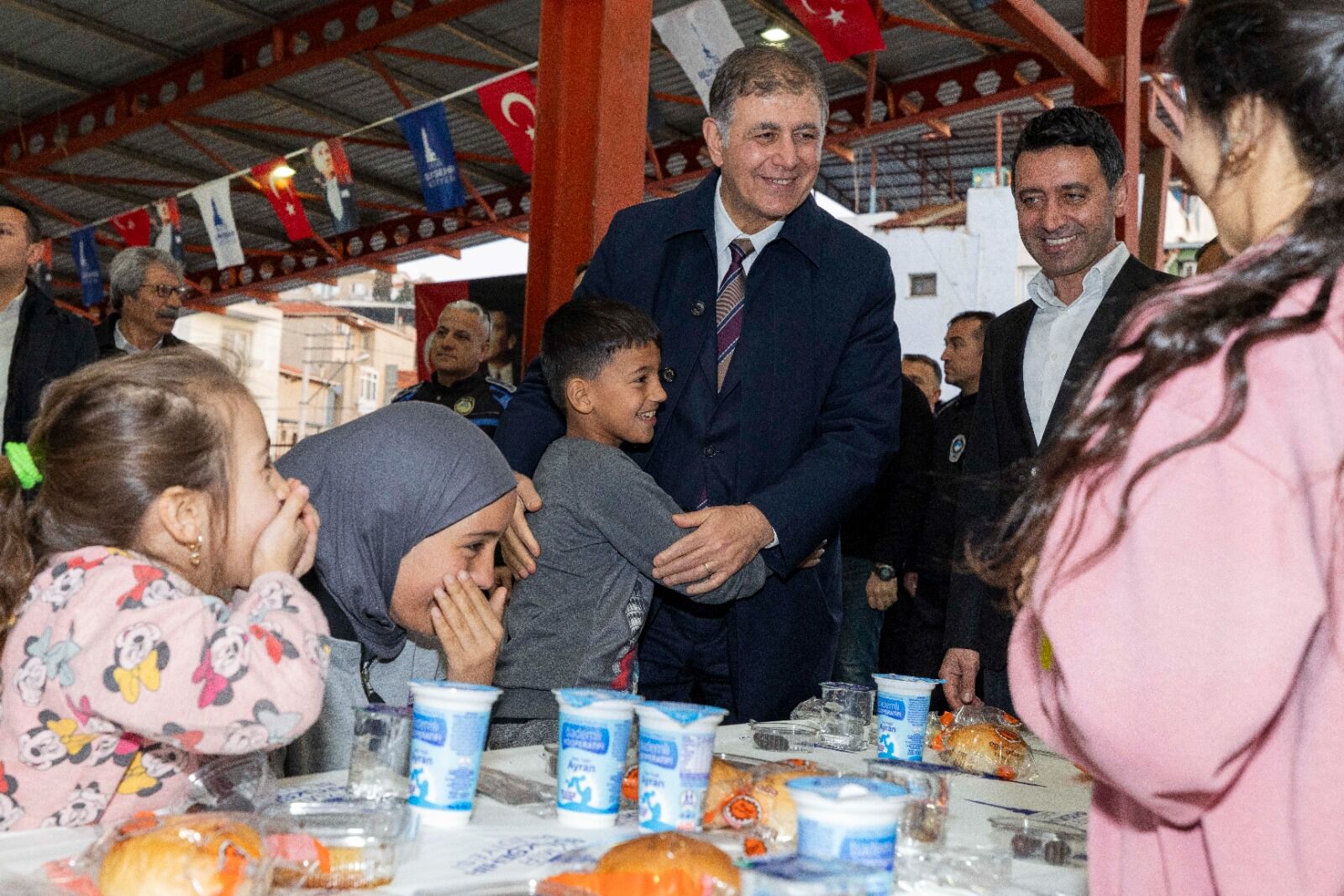 Bereket meydanlara taşınıyor