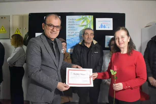 İzmir'de Sigarayı Bırakanlara Teşekkür Belgesi