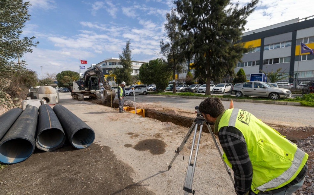 İzmir’in geleceğine 2,5 milyar liralık altyapı güvencesi