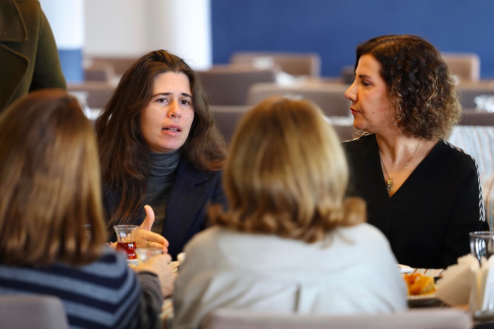 Kadının İnsan Hakları Eğitim Programı Çeşme’de Tamamlandıphoto 2026 02 10 09 34 53