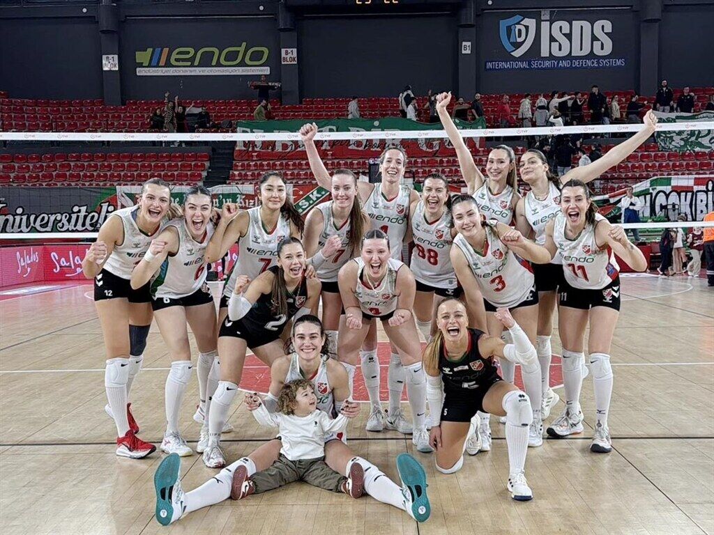 Karşıyaka Filede Denizli'ye Konu