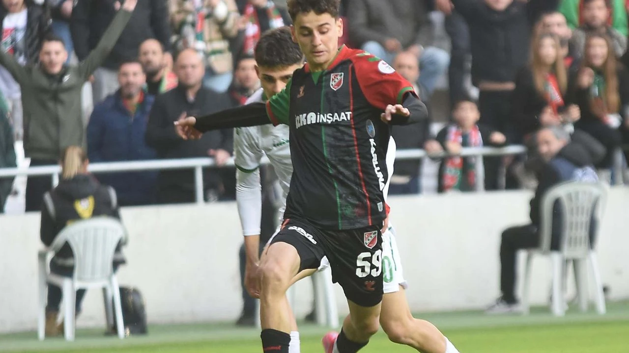 Karşıyakalı Adem Yıllar Sonra Ilk Olac