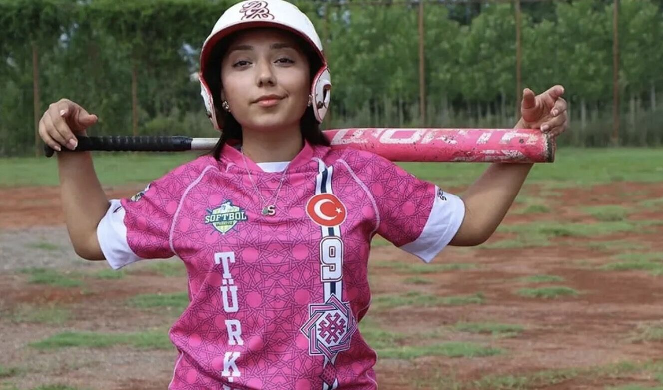 Kim Sevdenur Gulcicek