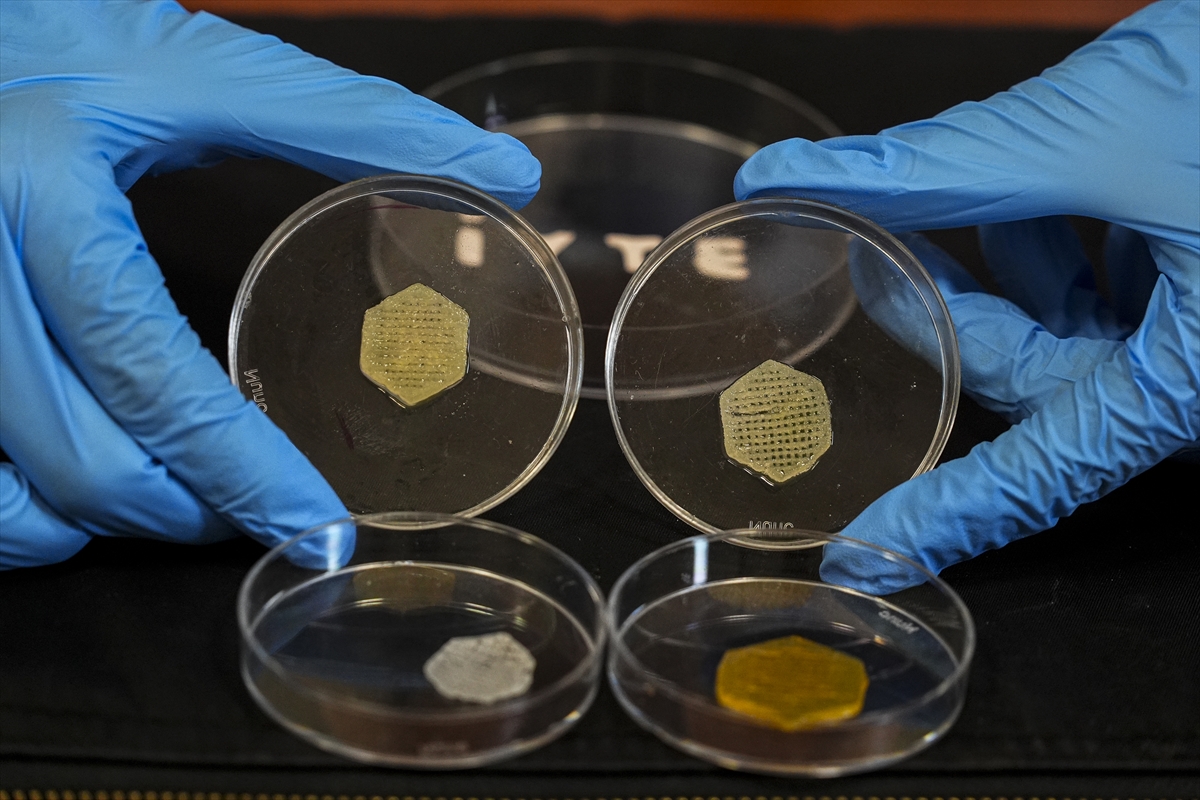 Klasik Yara Bantları Tarihe Karışıyor. İzmir’den Probiyotikli Devrim4