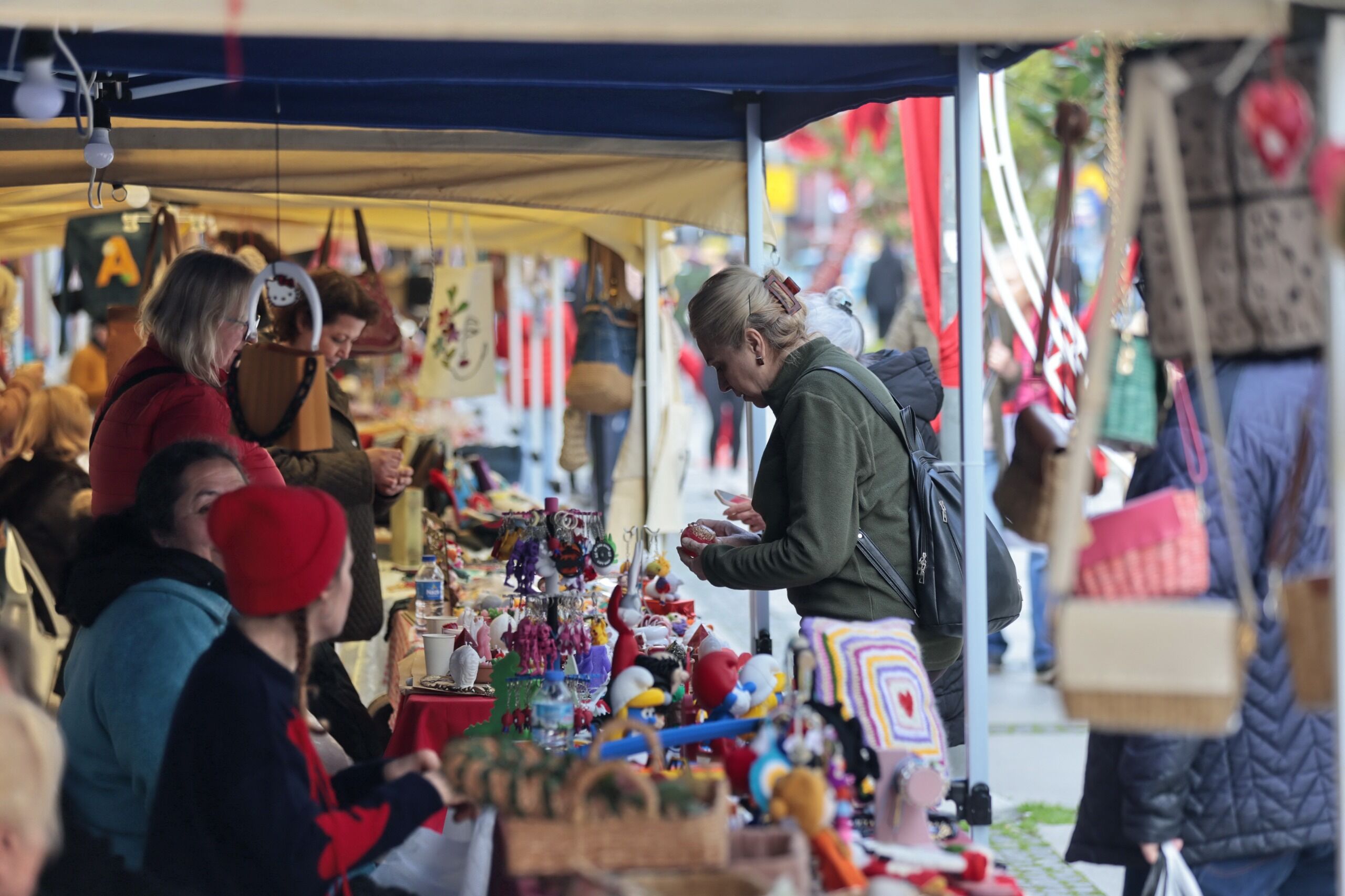 Konak’ın Sevgililer Günü El Emeği Kermesi Başladı (13)