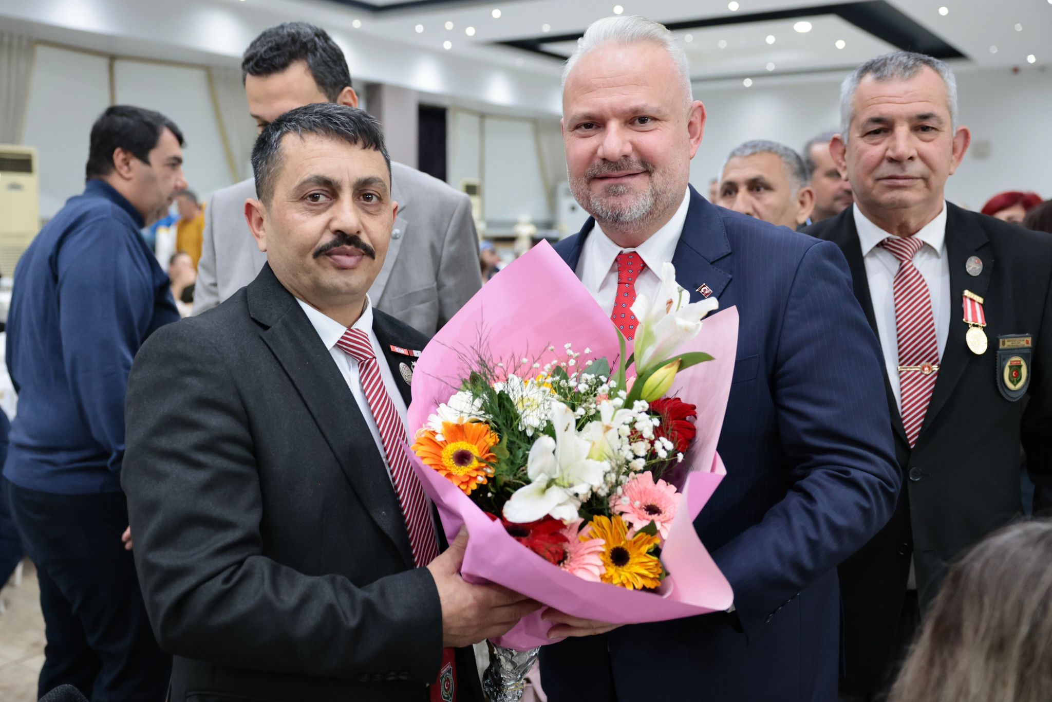 Menemen’de Vefa Buluşması. Gaziler Ve Şehit Aileleri Iftarda Bir Araya Geldi