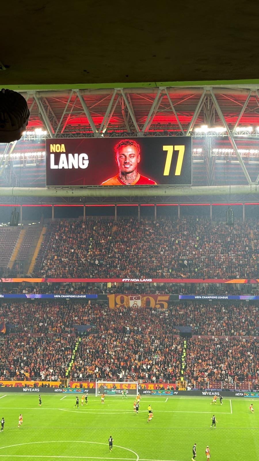 İkinci yarıda Noa Lang sahneye çıktı