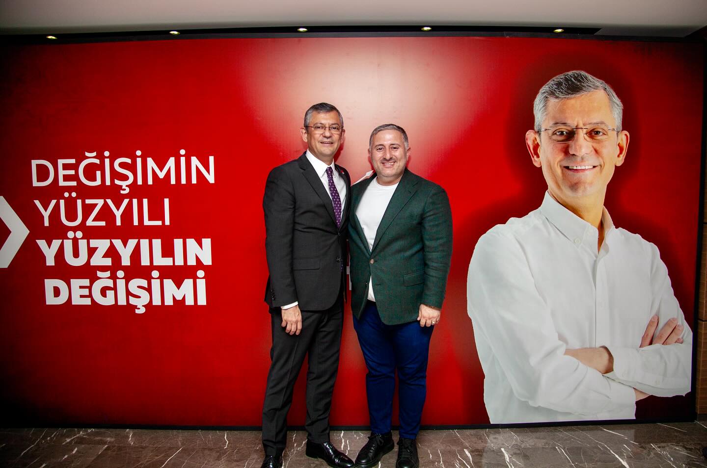 Özgür Özel ve Çağdaş Kaya