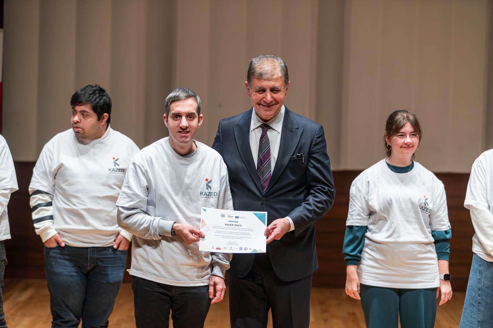 Tugay’dan Engelli Istihdamı Çağrısı!1