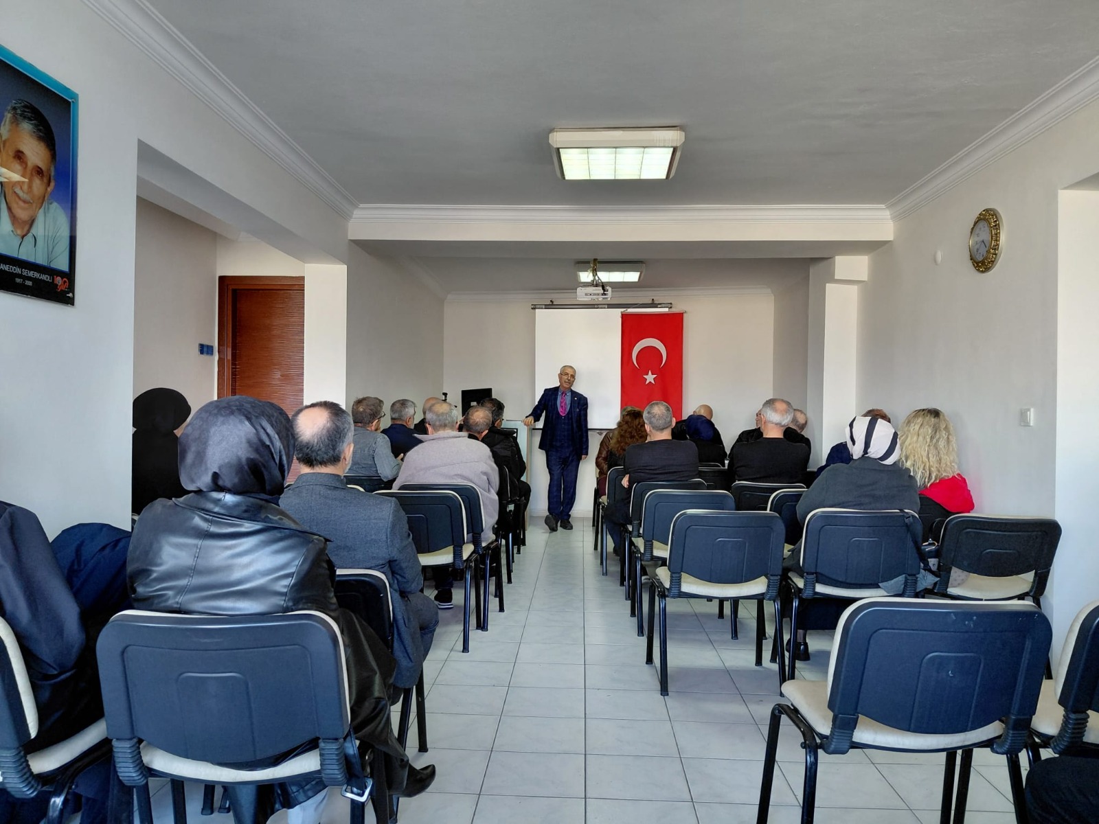 TYB İzmir’in akademik ve bürokratik saygınlığı artıyor