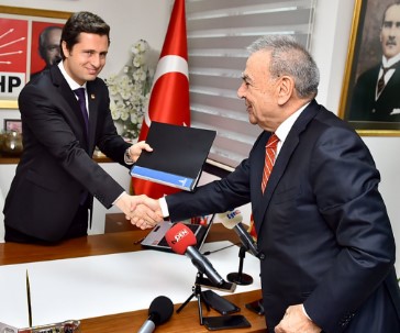 Deniz Yücel-Aziz Kocaoğlu