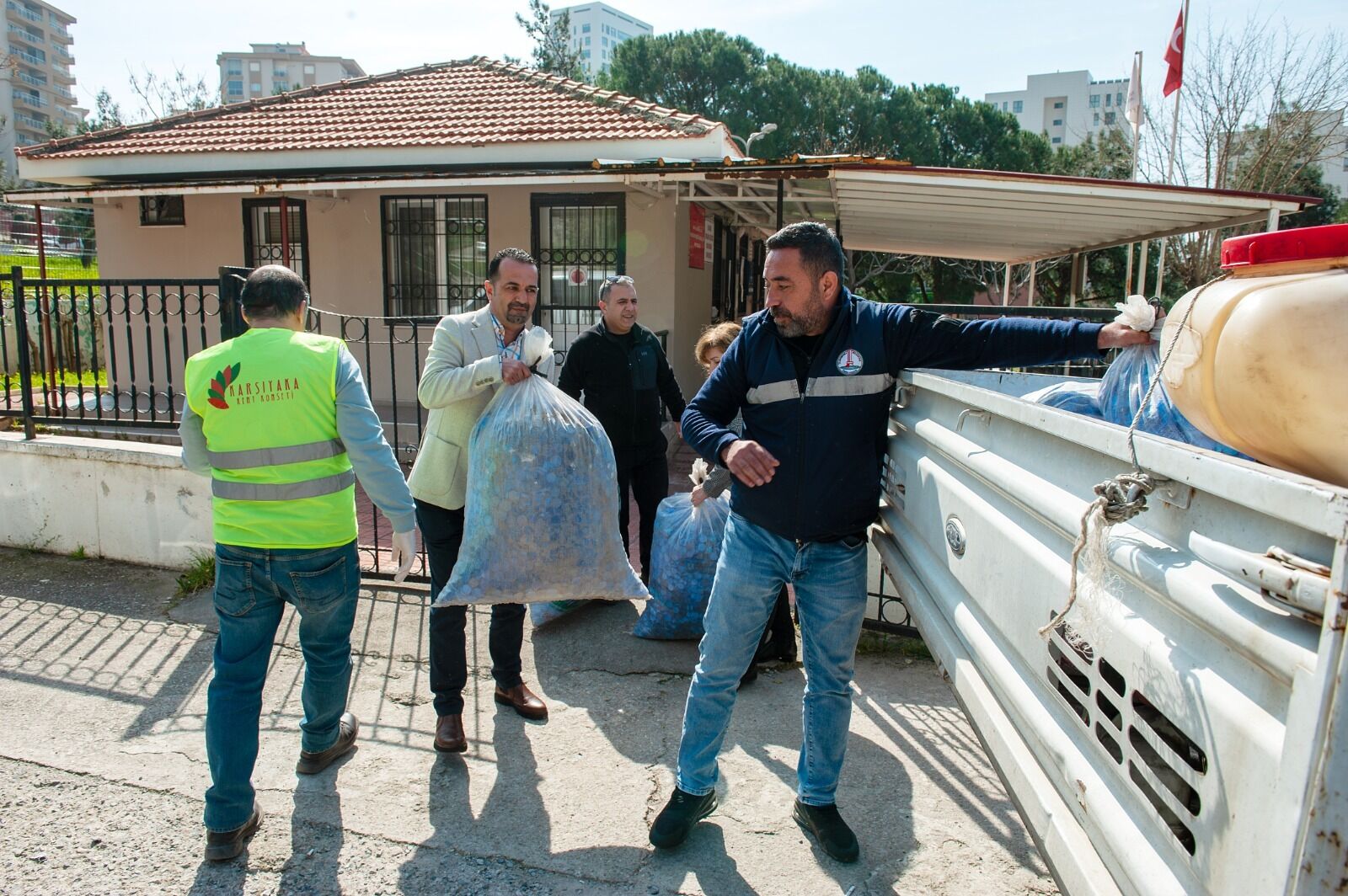 Başkan Yıldız Ünsal: "Küçük katkılar büyük mucizelere dönüşüyor"