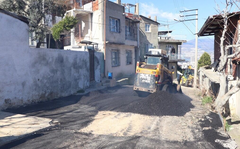 İzmir’in yolları İZBETON ile yenileniyor: Hedef kesintisiz konfor