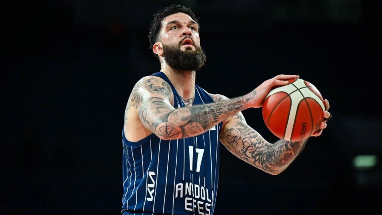 Anadolu Efes Asvel Maci