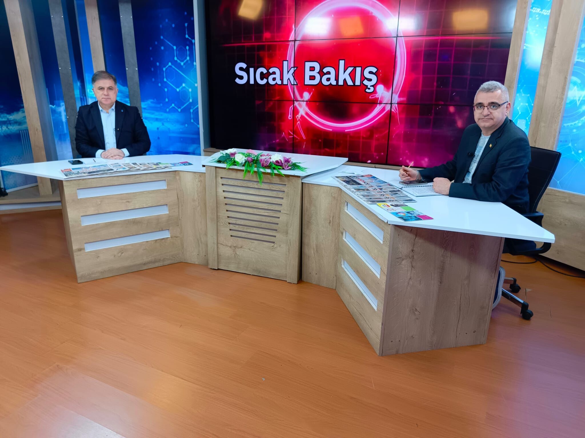 Horoz döğüşü gibi...
