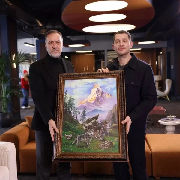 Bahçeliden Uraz Kaygılaroğlu'na Tablo