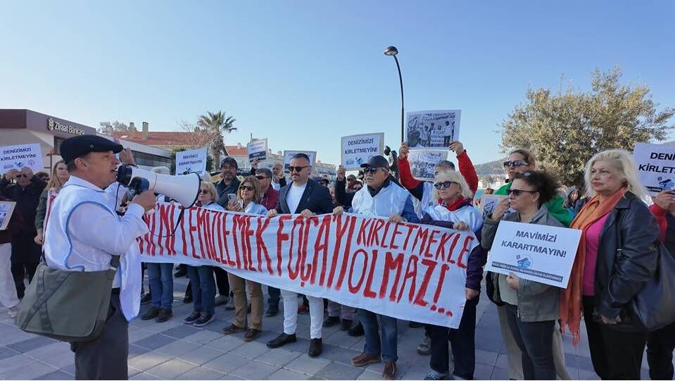 İZSU ve bakanlık kıskacında Foça denizi