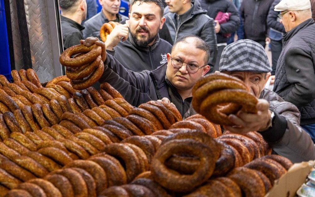 Yeşilbağlar Camii’nde manevi buluşma ve ikram seferberliği