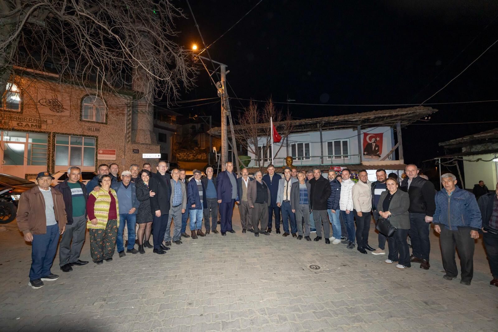 Beydağ’da üretim ve sosyal alanları inceledi