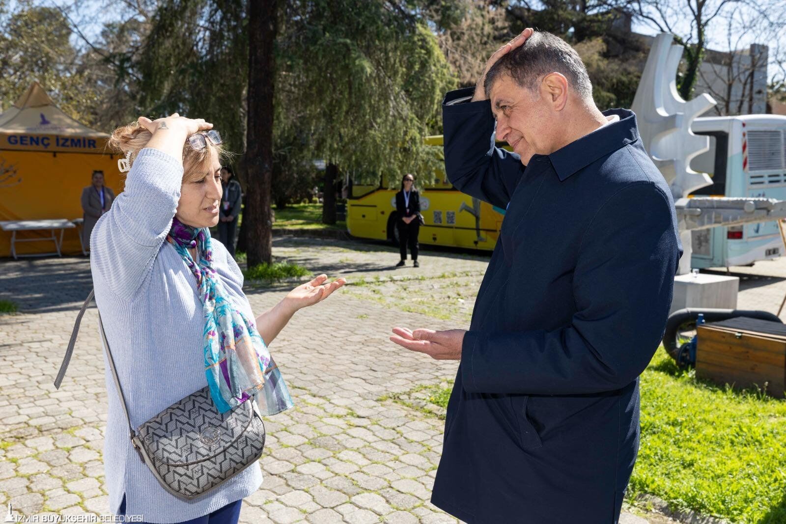 Direkt telefon numarasını paylaştı