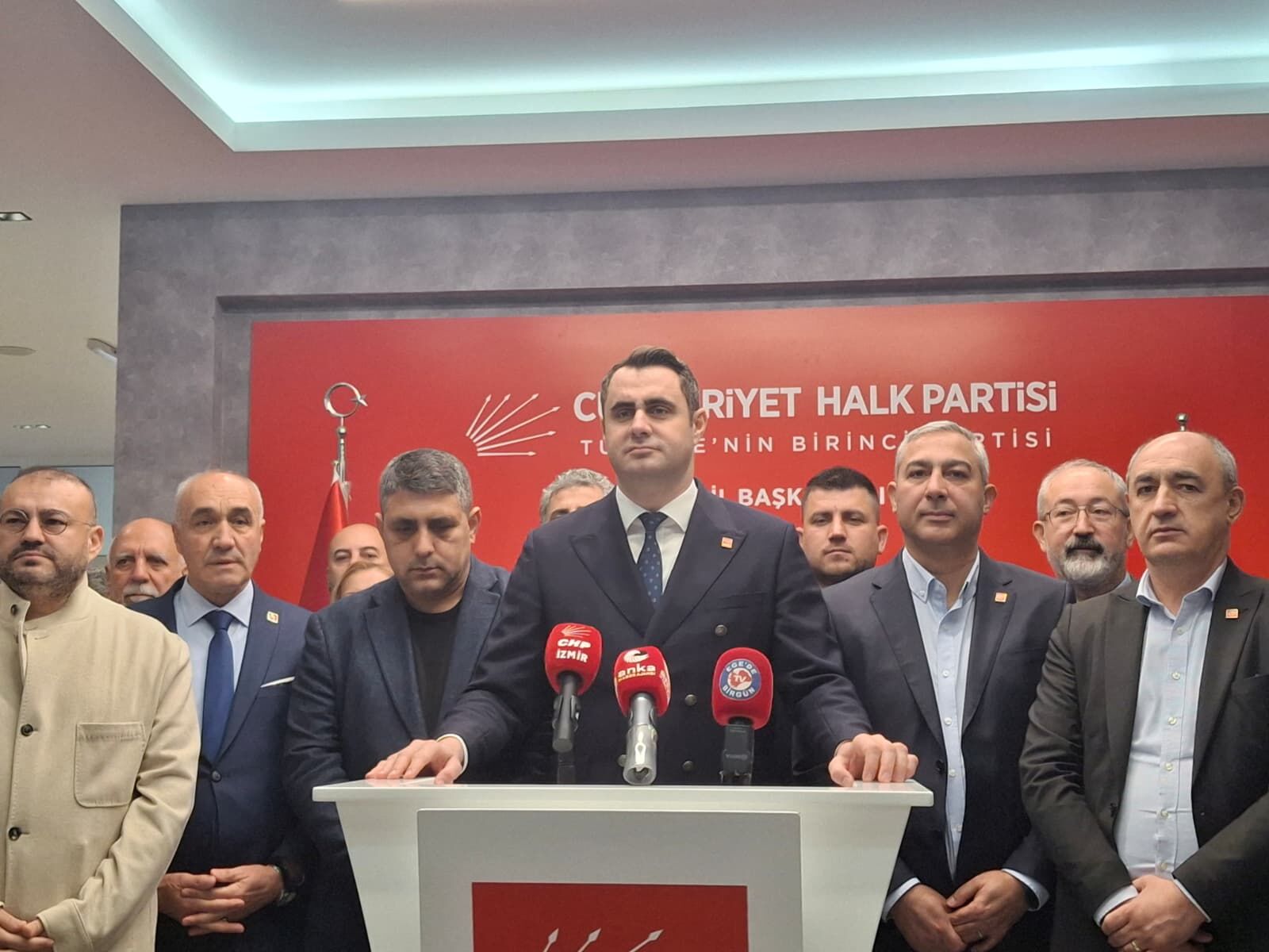 “Yeni bir kumpası 9 Mart’ta başlatıyor”