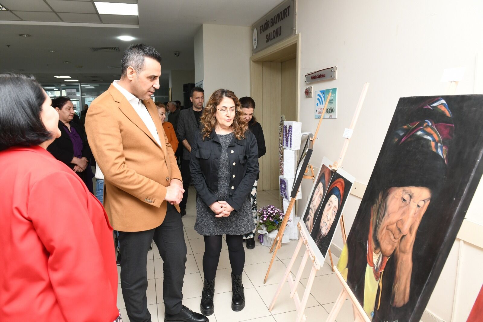 8 kadın ressamdan 34 tablo