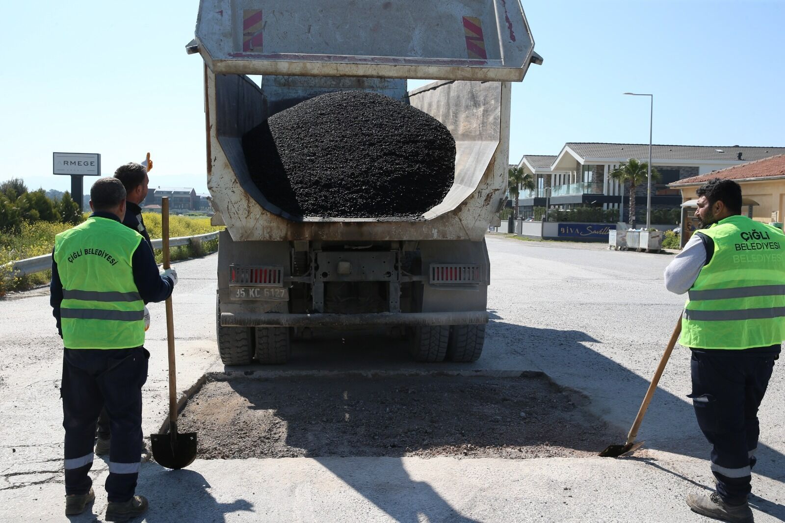 Asfalt çalışmaları hız kesmiyor