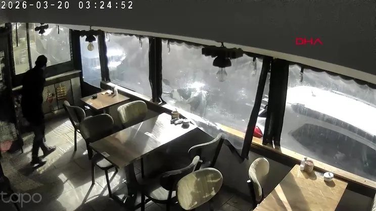 Dükkana Zorla Giren Adam-1