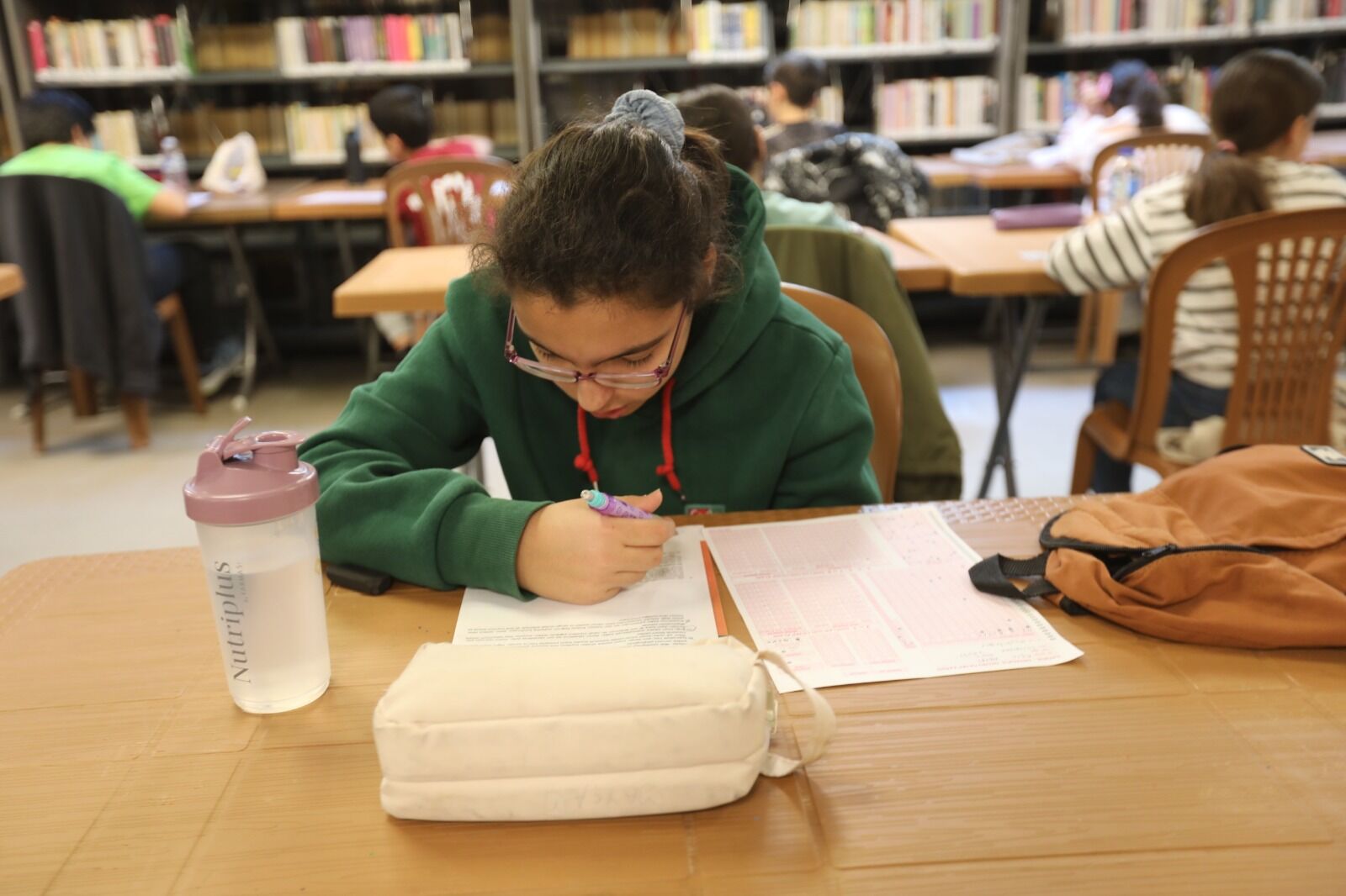 Üç farklı noktada eş zamanlı sınav heyecanı