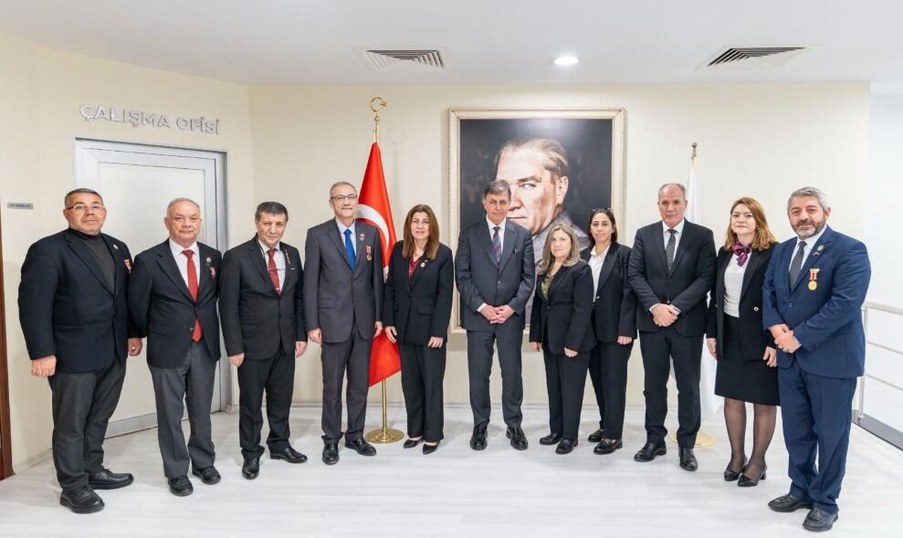 Emanetlere sahip çıkma sözü: "Her zaman yanınızdayız"