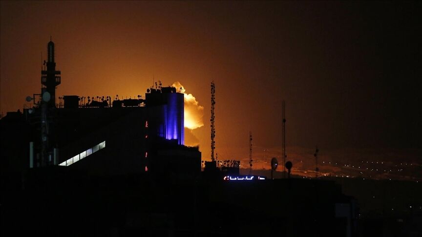 İran gece gündüz bombalanıyor