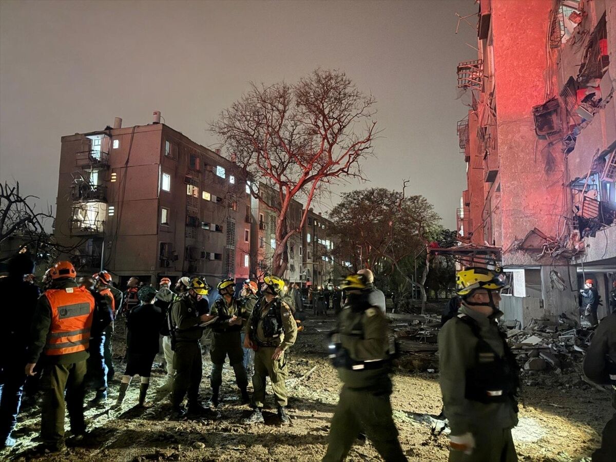 İsrail'den Kritik Inceleme! Hava Savunma Sistemleri Neden Sustu (1)