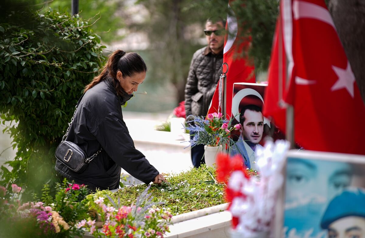 İstanbul’dan evlat ziyaretine: "O bayramları çok severdi"
