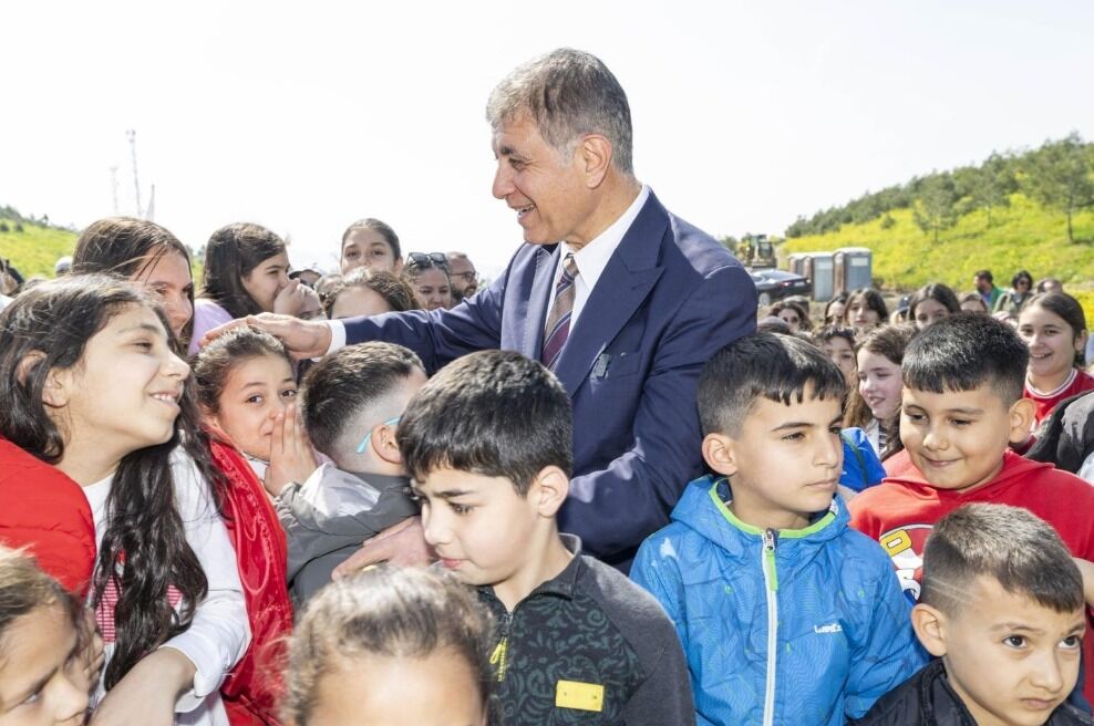 "Fidanlar sizinle birlikte büyüyecek, geleceği siz inşa edeceksiniz"