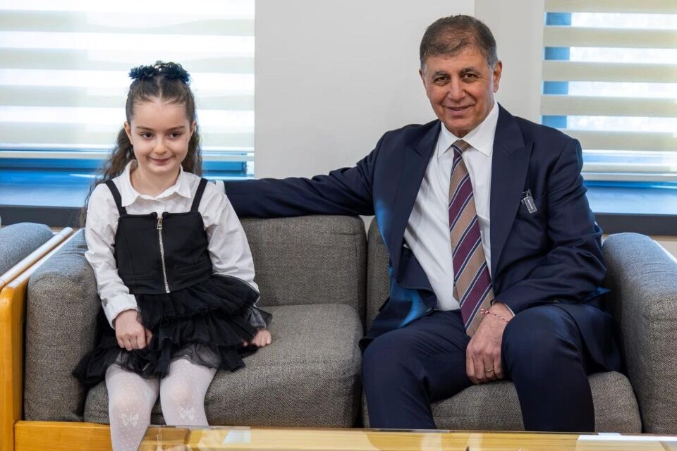 Milli değerlere teşvik: Hediyeler ve okul ziyareti sözü