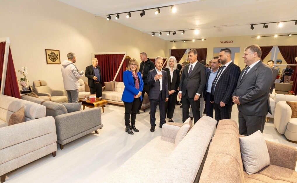 Üç holde üç farklı dünya