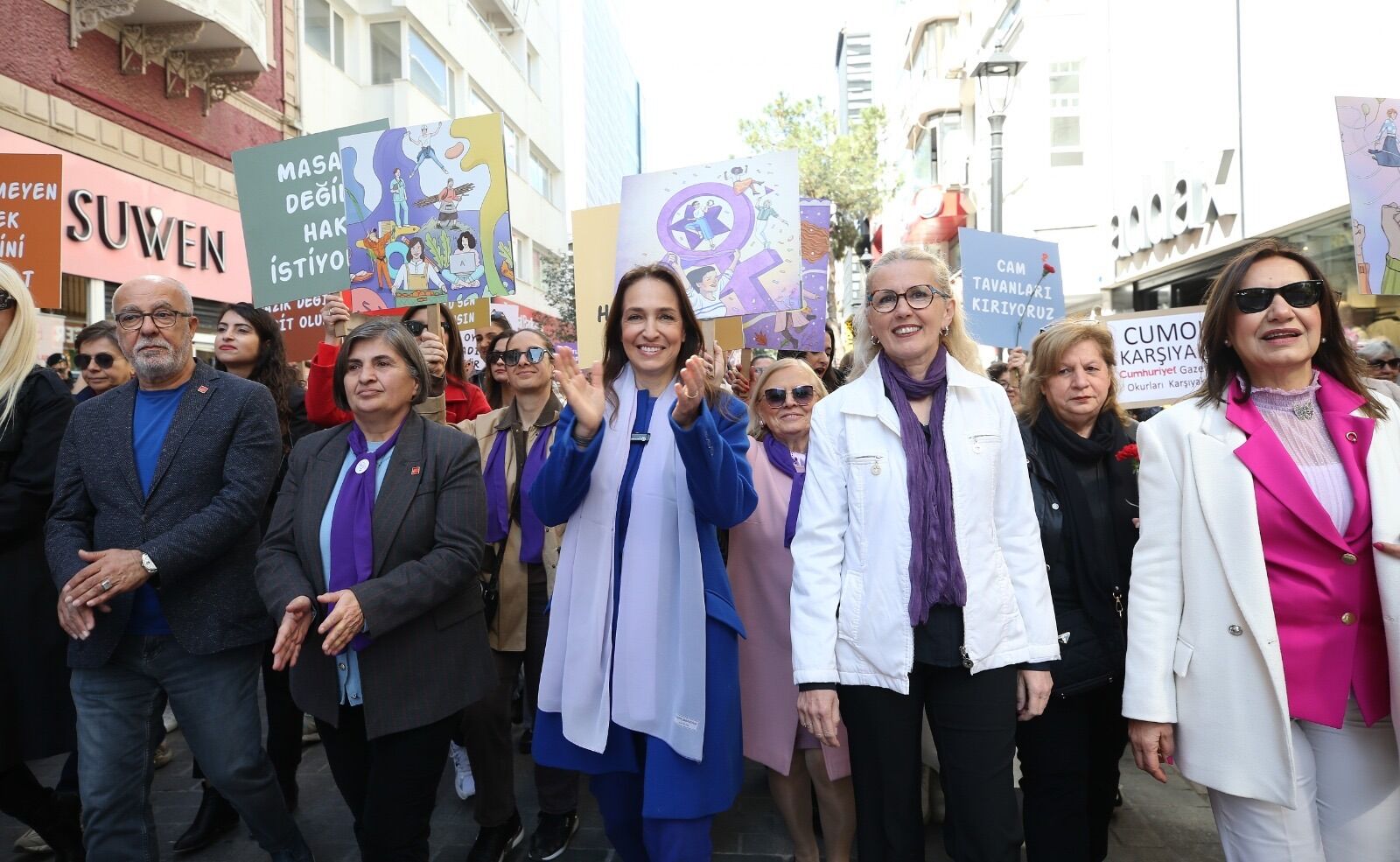 Zübeyde Hanım’ın huzurunda minnet dolu buluşma