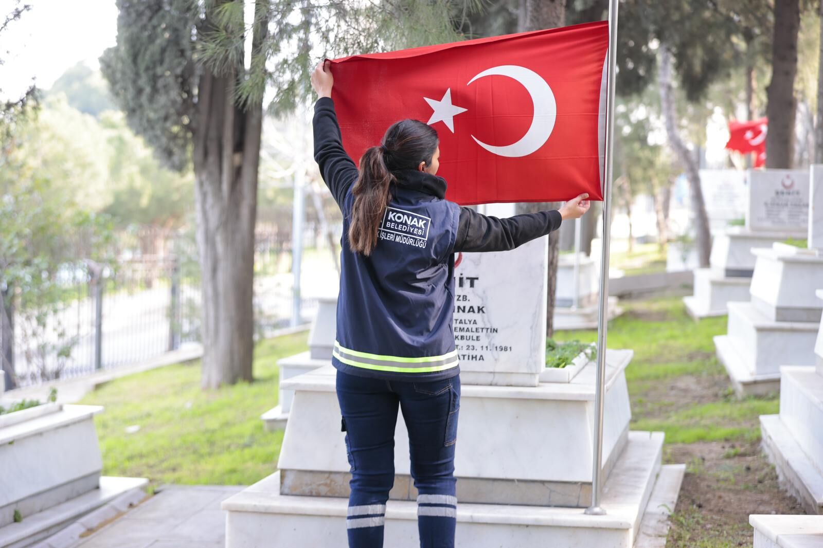 Konak Şehitlik Temizliği (2)