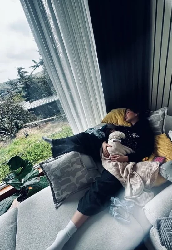 Neslihan Atagül 2-3