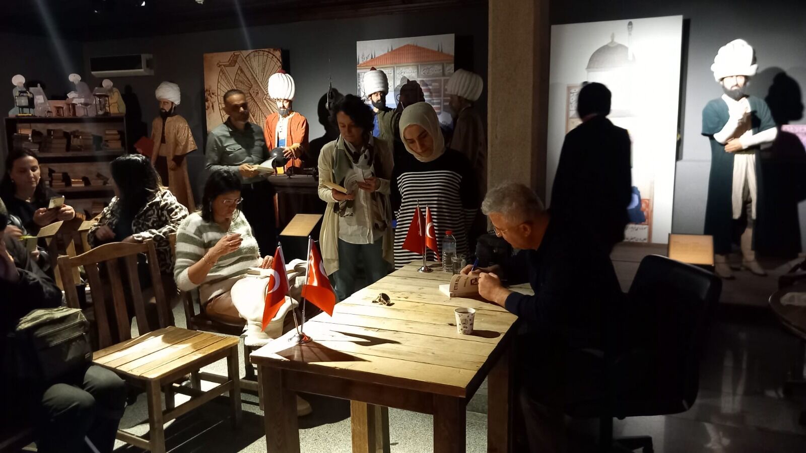 Edebiyattan şehir kültürüne entelektüel yolculuk