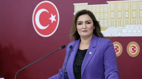 Sevda Erdan Kiliç-3