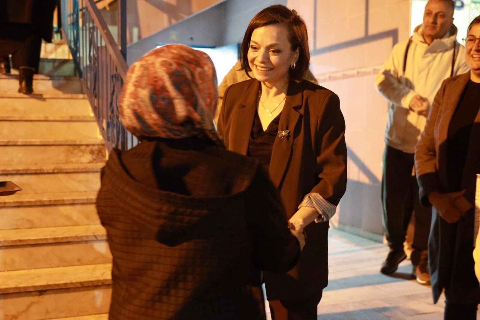 Başkan Helil Kınay sahada: Gönül köprüleri kuruluyor