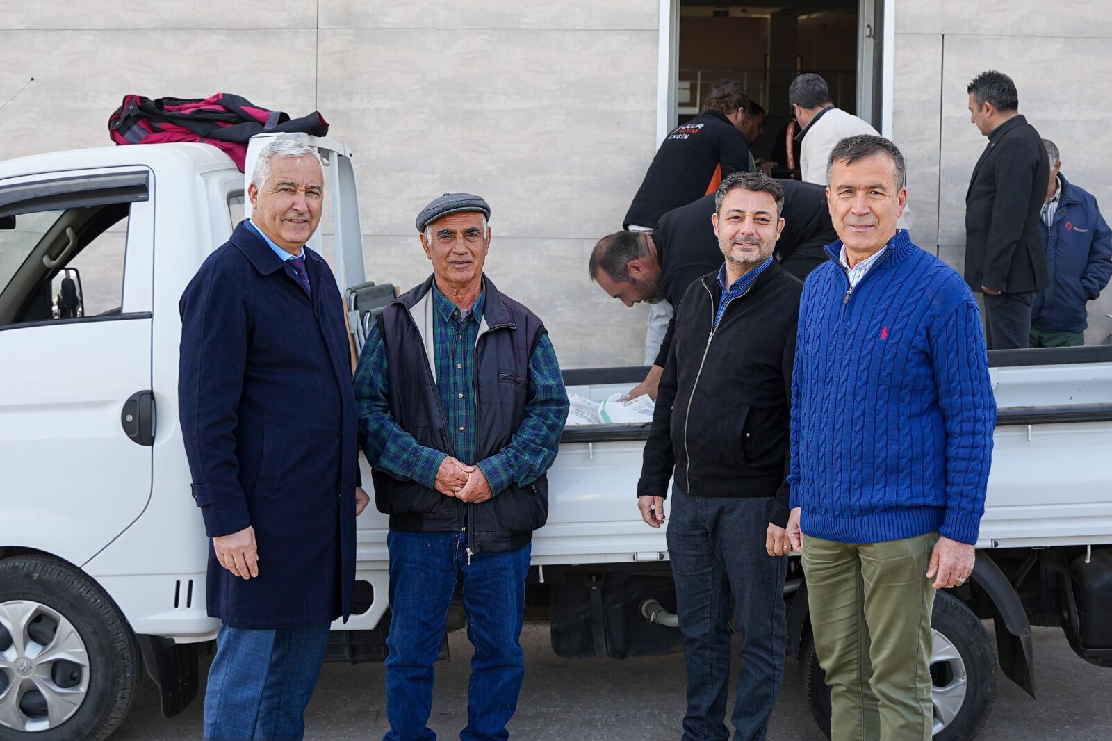 Başkan Türkmen: "Üreticimizin yaralarını sarıyoruz"